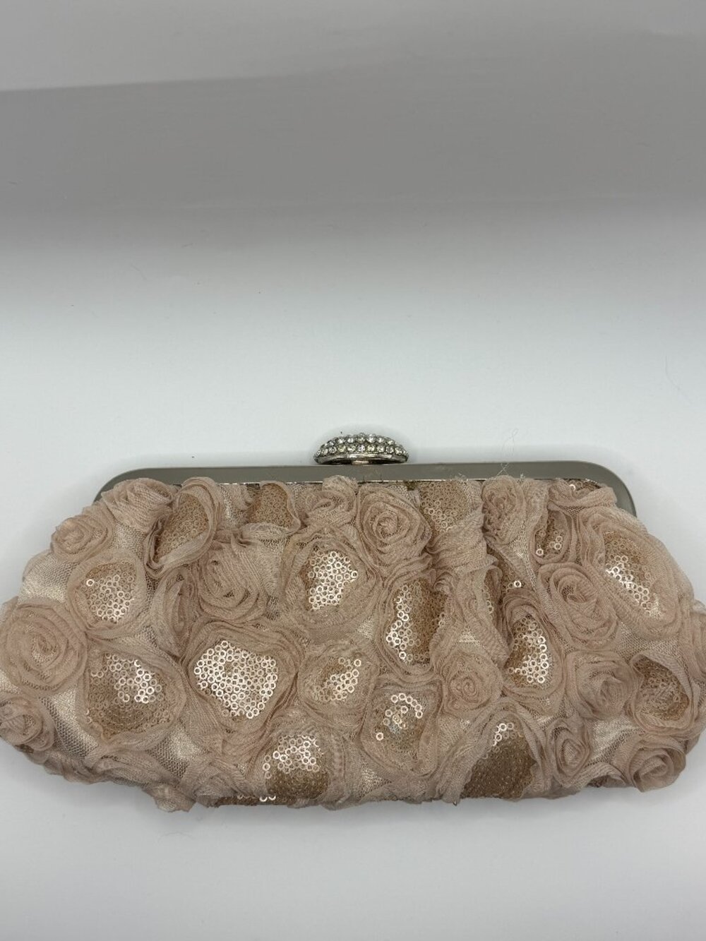 ✨ Gorgeous Champagne Rosette & Sequin Evening Clutch ✨
